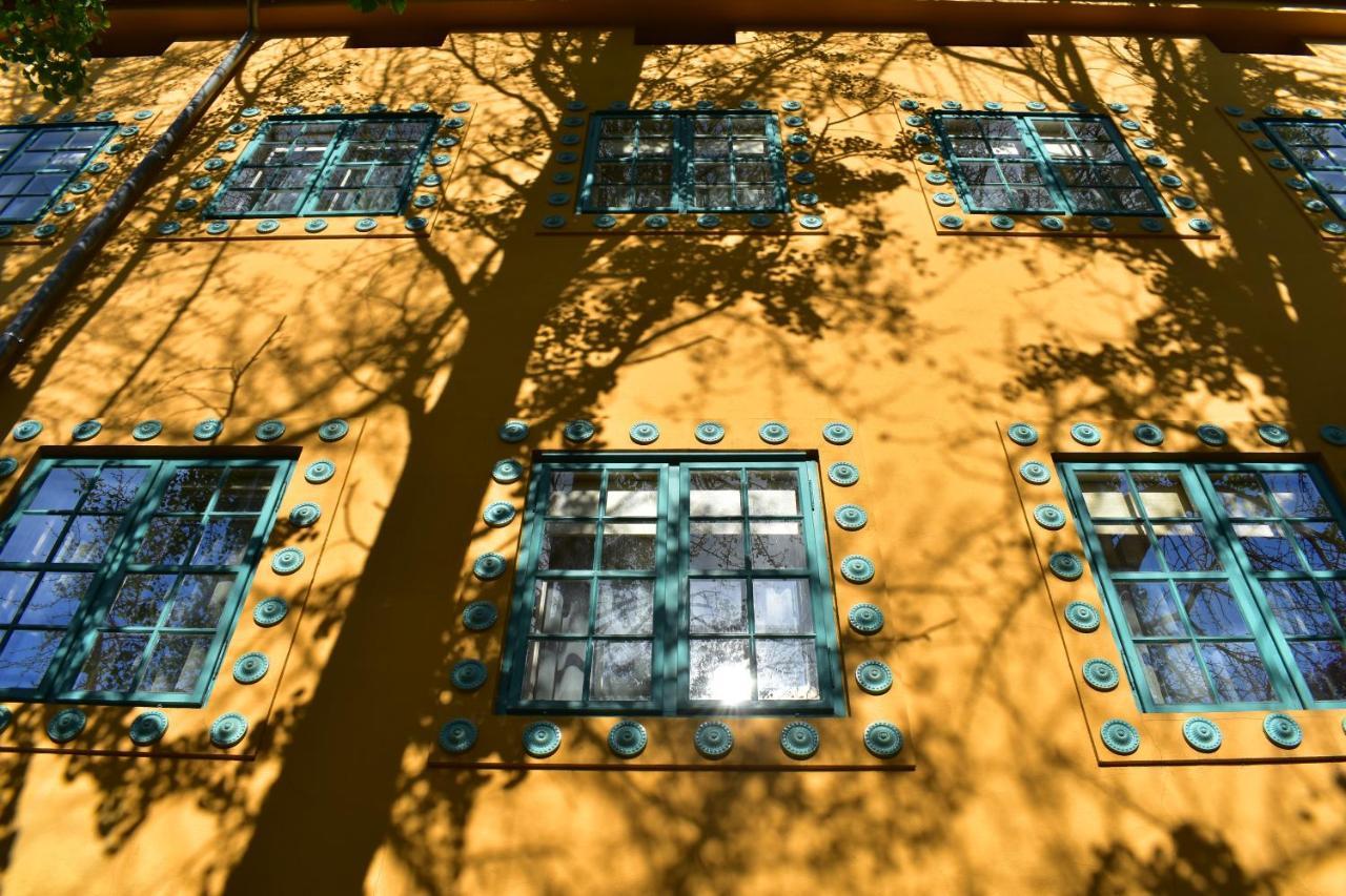 Aparthotel Zsolnay Negyed Vendeghaza Pětikostelí Exteriér fotografie